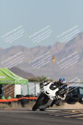 media/Oct-30-2025-Racers Edge (Thu) [[dabbdaf680]]/2-A Group/Session 2 (Turn 16)/